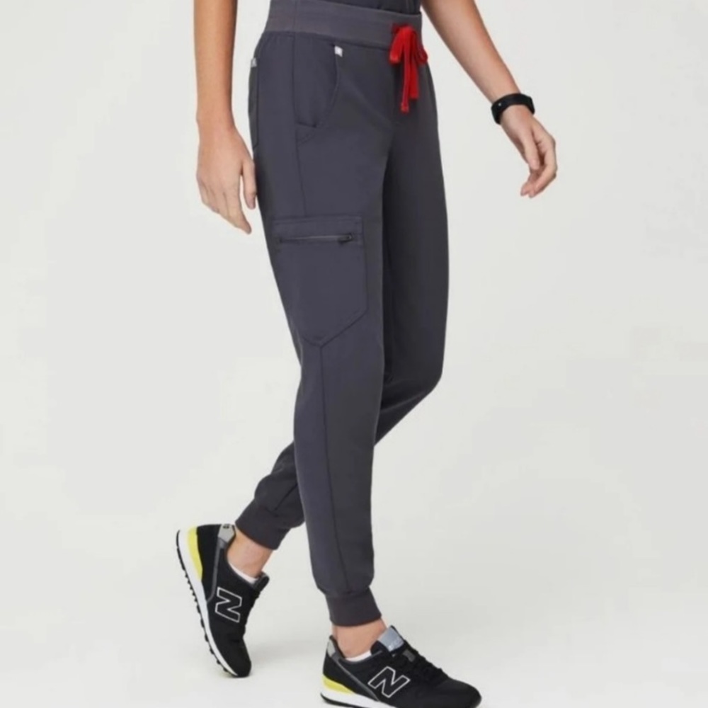 FIGS Women’s Zamora Charcoal Jogger S